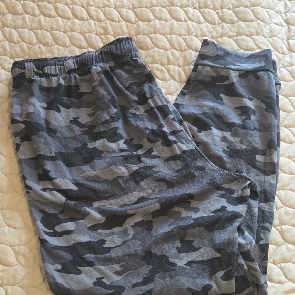 Athletic Works Gray Camouflage Pants